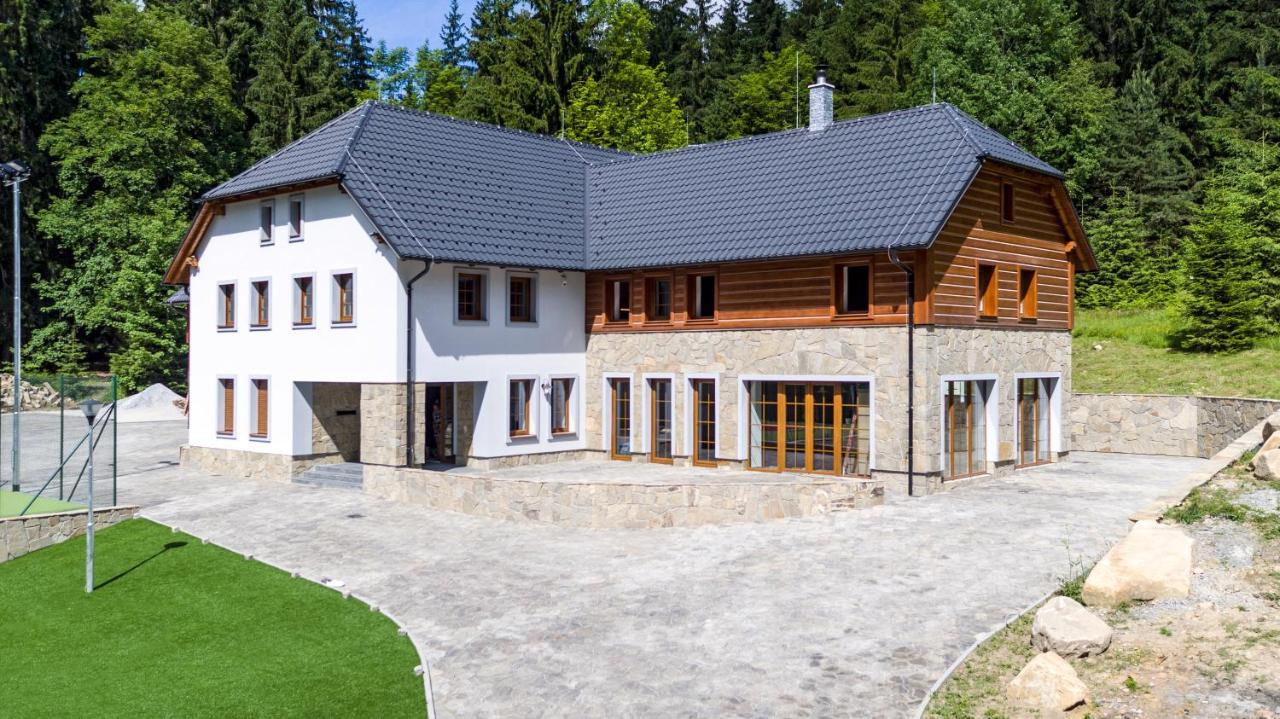 Club Rezidence Pod Luci Διαμέρισμα Loučovice Εξωτερικό φωτογραφία